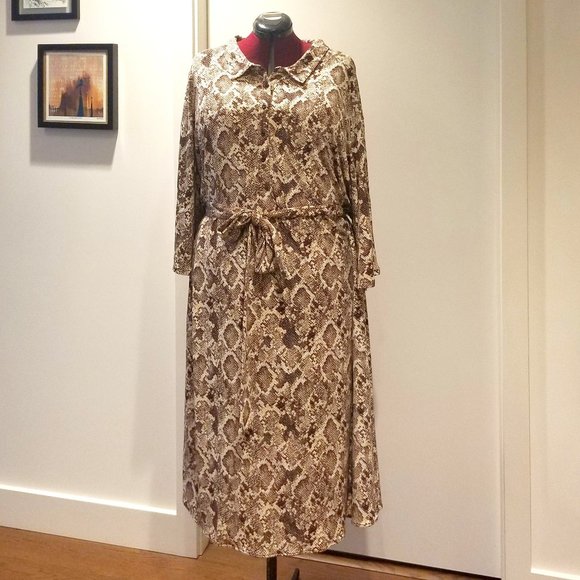 Brown Snake-print Dress with Collar and Tie Waist - Picture 4 of 9